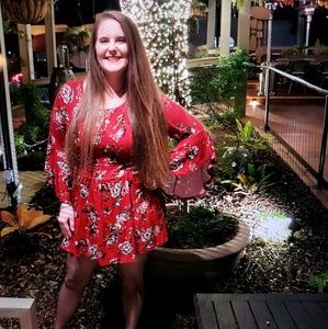 Meet your Posher, Leslie